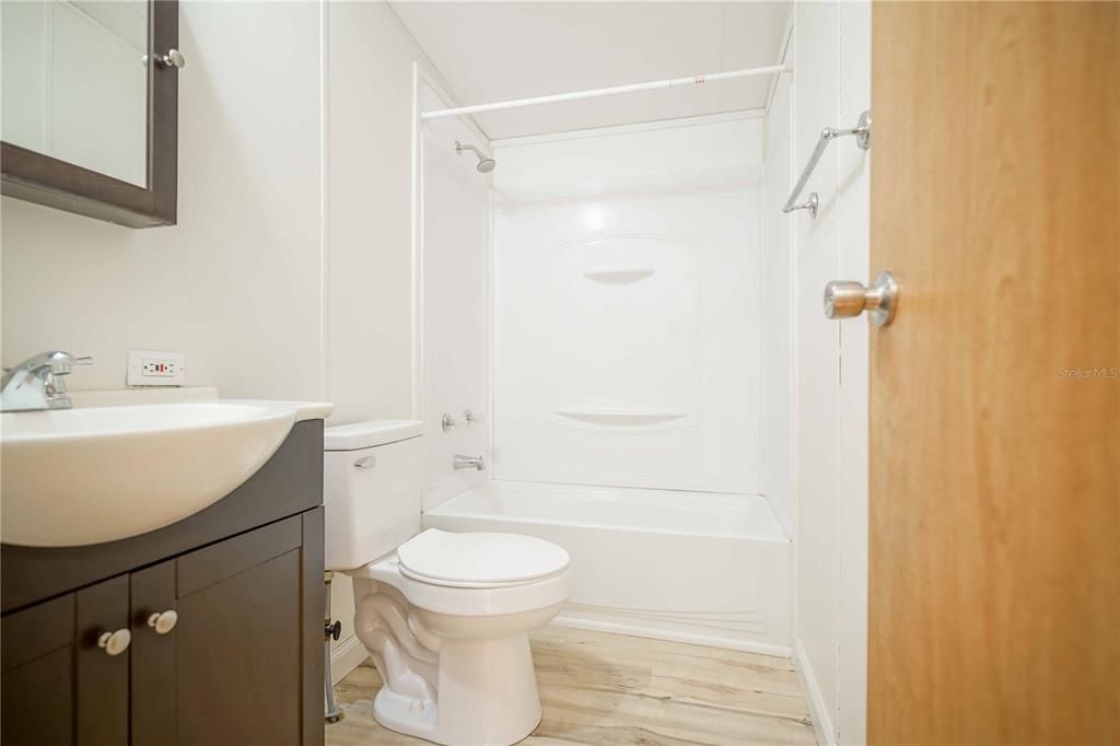 待售: $199,900 (3 贝兹, 2 浴室, 1512 平方英尺)