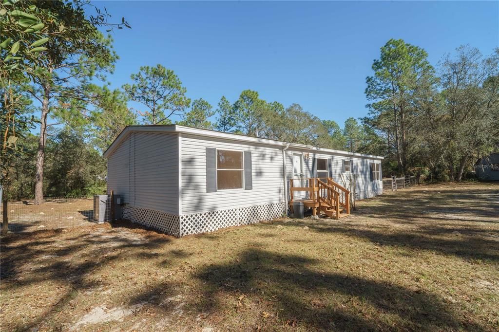 待售: $199,900 (3 贝兹, 2 浴室, 1512 平方英尺)