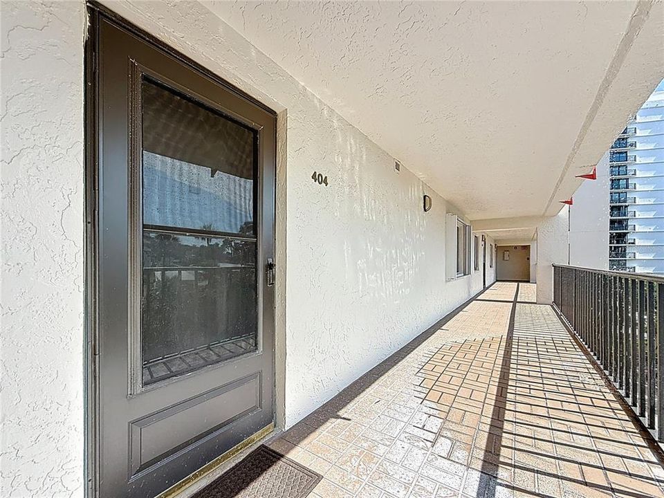 En Venta: $874,900 (2 camas, 2 baños, 2170 Pies cuadrados)