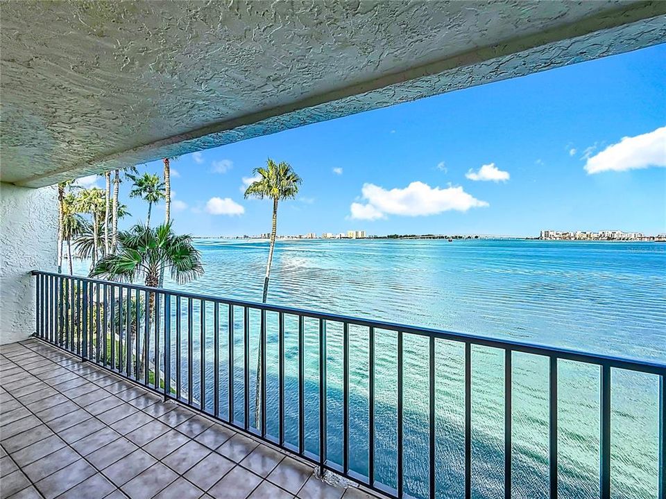 En Venta: $874,900 (2 camas, 2 baños, 2170 Pies cuadrados)