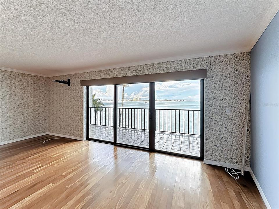 En Venta: $874,900 (2 camas, 2 baños, 2170 Pies cuadrados)