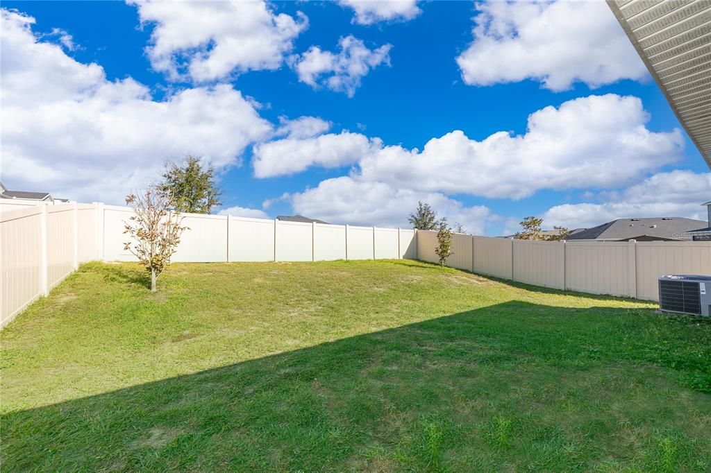 En Renta: $2,300 (3 camas, 2 baños, 1666 Pies cuadrados)