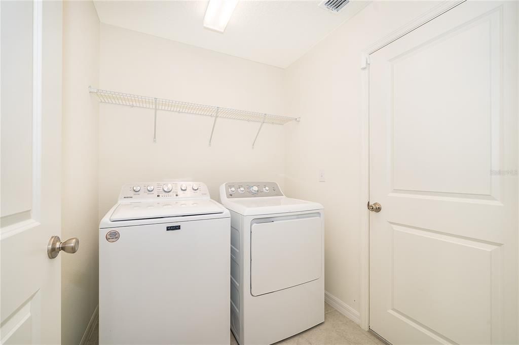 En Renta: $2,300 (3 camas, 2 baños, 1666 Pies cuadrados)