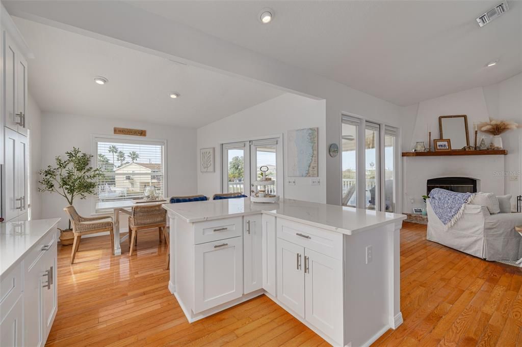 Active With Contract: $639,000 (3 beds, 2 baths, 1768 Square Feet)