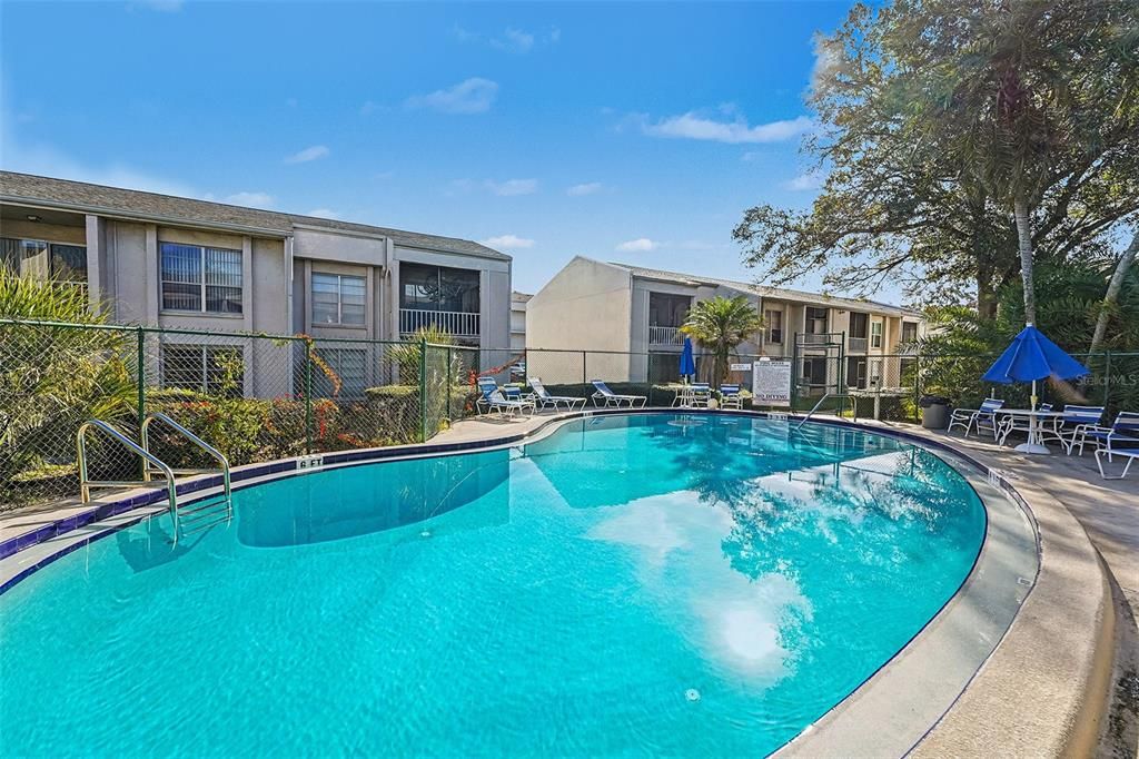 待售: $69,000 (1 贝兹, 1 浴室, 600 平方英尺)