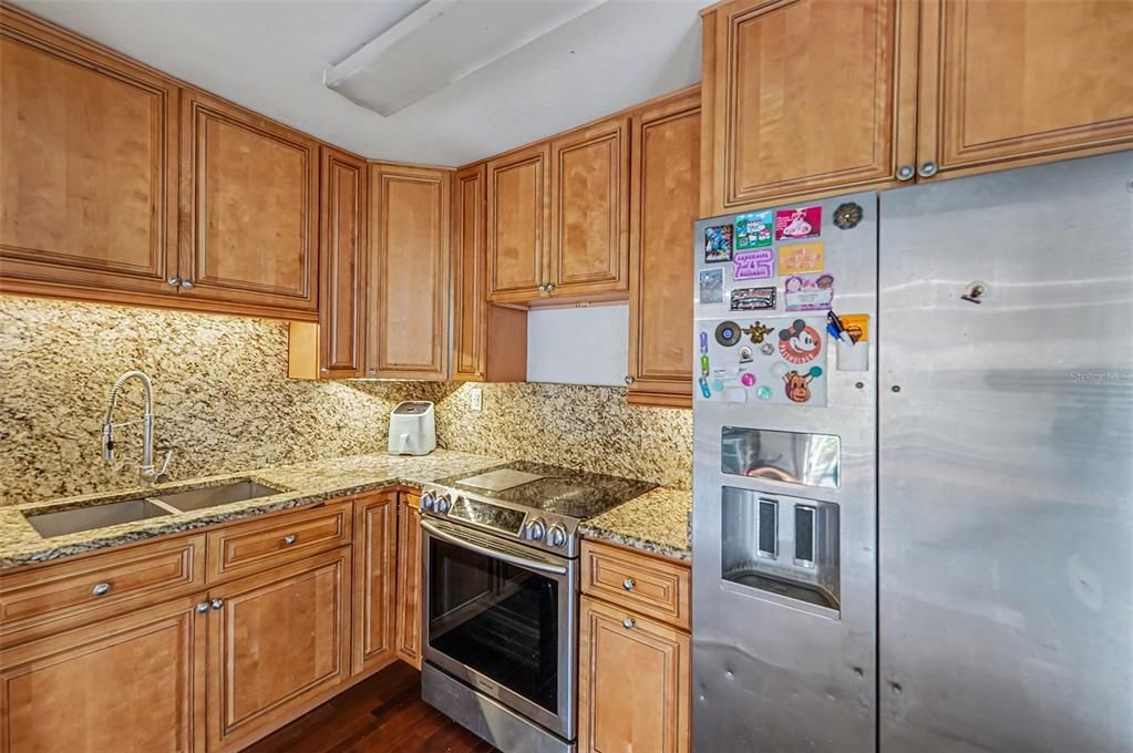 待售: $69,000 (1 贝兹, 1 浴室, 600 平方英尺)