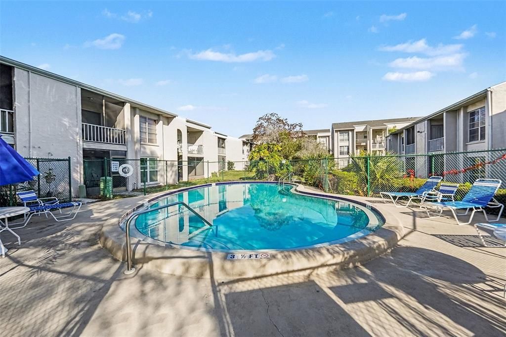 待售: $69,000 (1 贝兹, 1 浴室, 600 平方英尺)