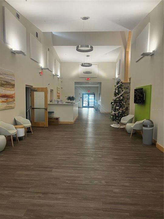 For Sale: $235,000 (2 beds, 2 baths, 1296 Square Feet)