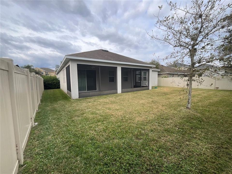 For Sale: $610,000 (4 beds, 3 baths, 3545 Square Feet)