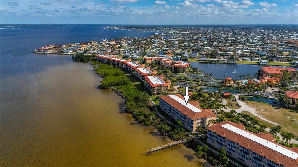 En Venta: $510,000 (3 camas, 2 baños, 2225 Pies cuadrados)