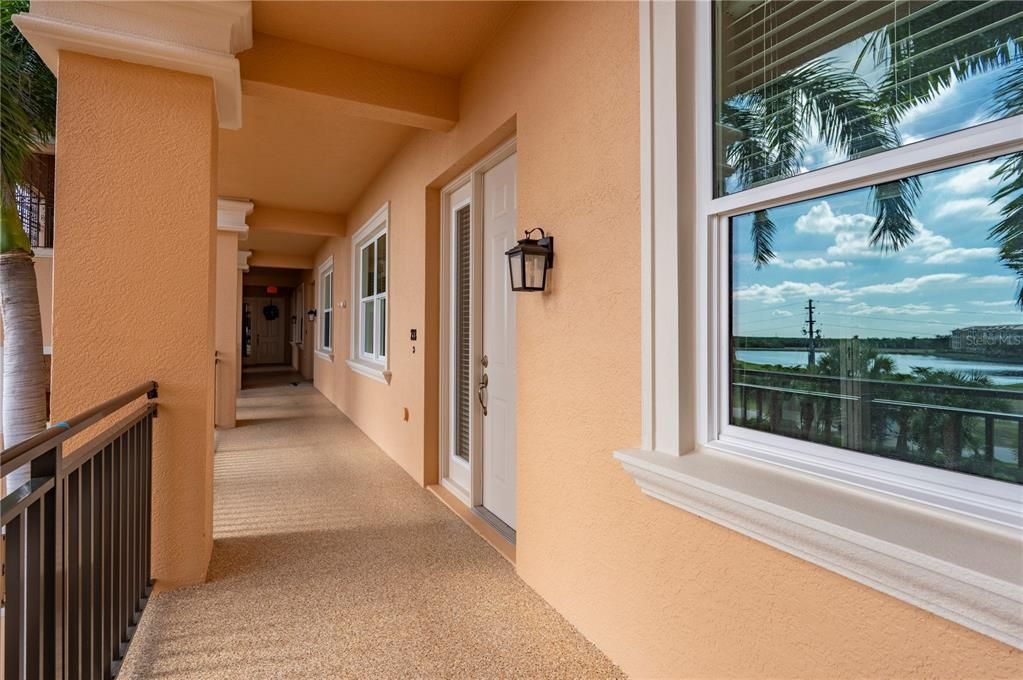 En Venta: $510,000 (3 camas, 2 baños, 2225 Pies cuadrados)