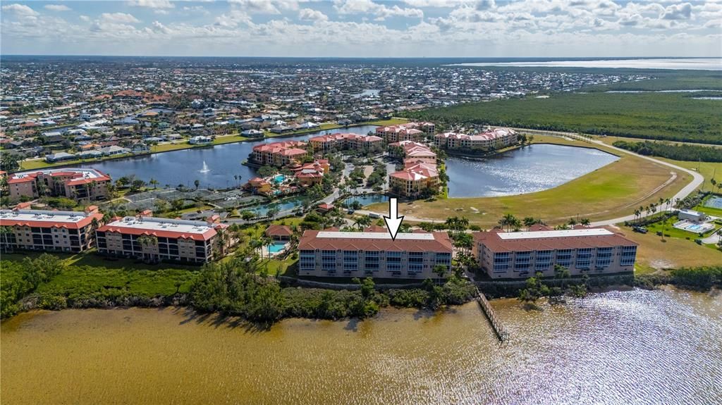 En Venta: $510,000 (3 camas, 2 baños, 2225 Pies cuadrados)