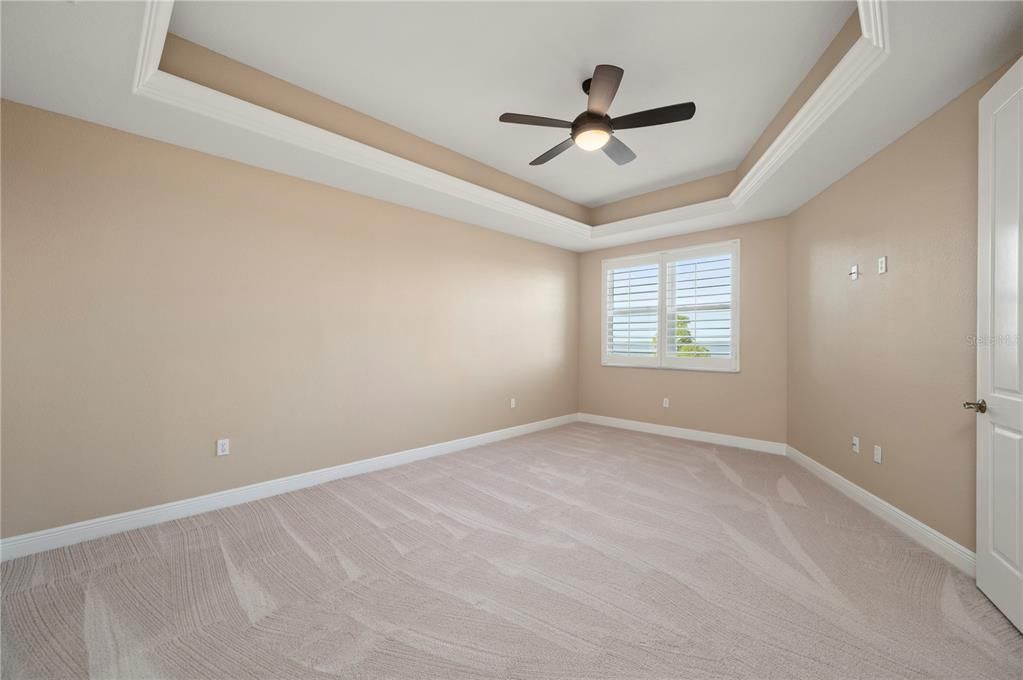 En Venta: $510,000 (3 camas, 2 baños, 2225 Pies cuadrados)