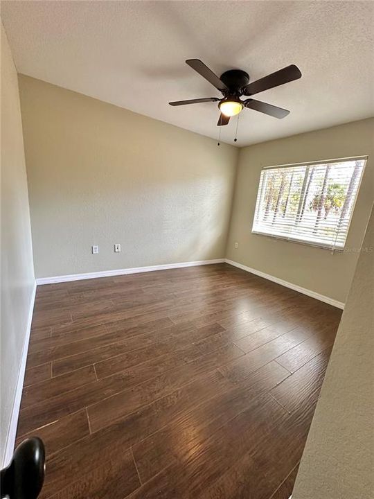 For Sale: $299,900 (3 beds, 2 baths, 1308 Square Feet)