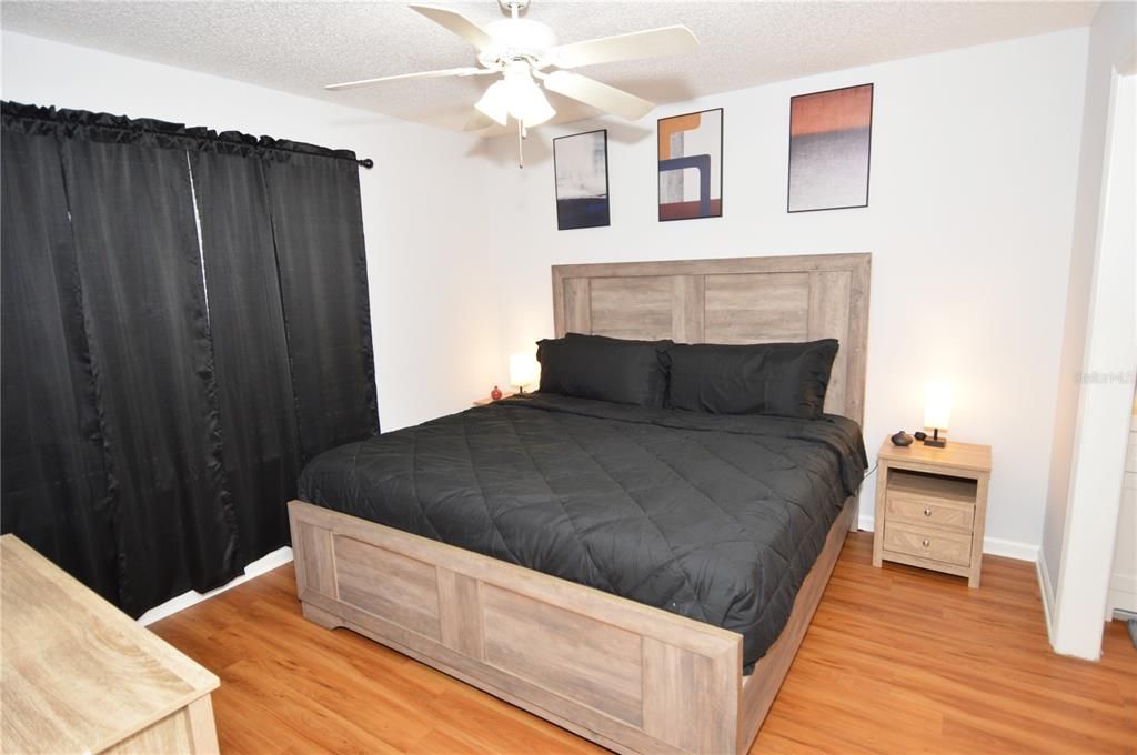 出租: $1,850 (1 贝兹, 1 浴室, 700 平方英尺)