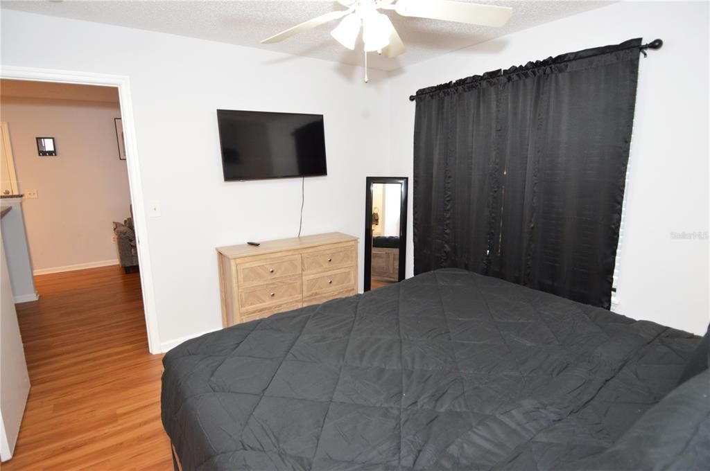 出租: $1,850 (1 贝兹, 1 浴室, 700 平方英尺)