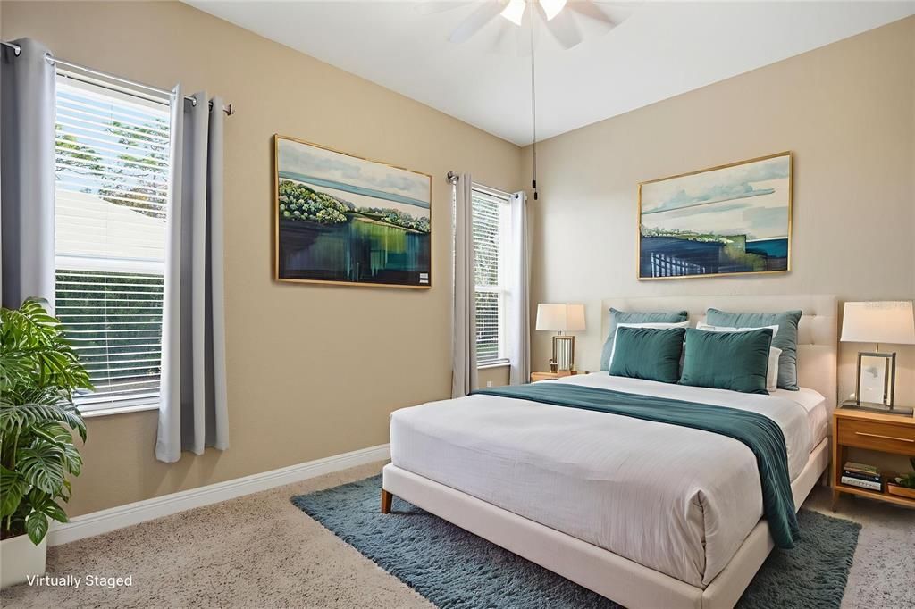 待售: $370,000 (4 贝兹, 2 浴室, 2268 平方英尺)