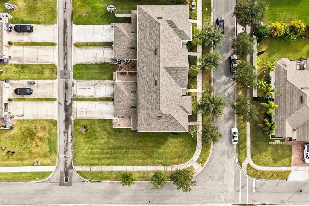 For Sale: $350,000 (4 beds, 3 baths, 1928 Square Feet)