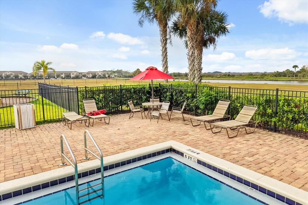 For Sale: $350,000 (4 beds, 3 baths, 1928 Square Feet)