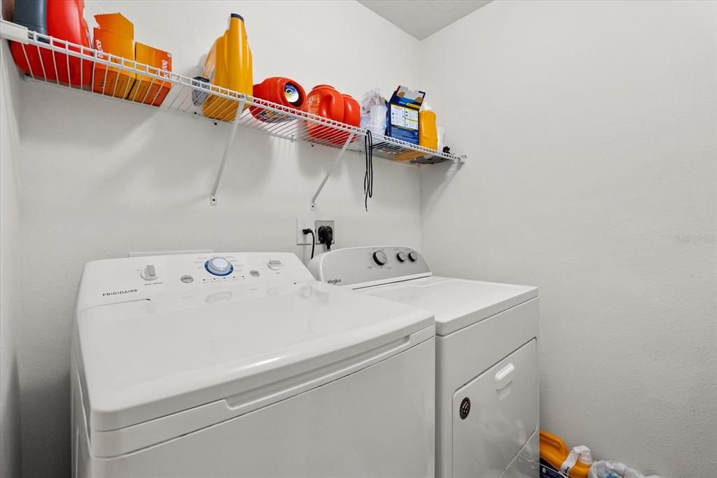 For Sale: $350,000 (4 beds, 3 baths, 1928 Square Feet)