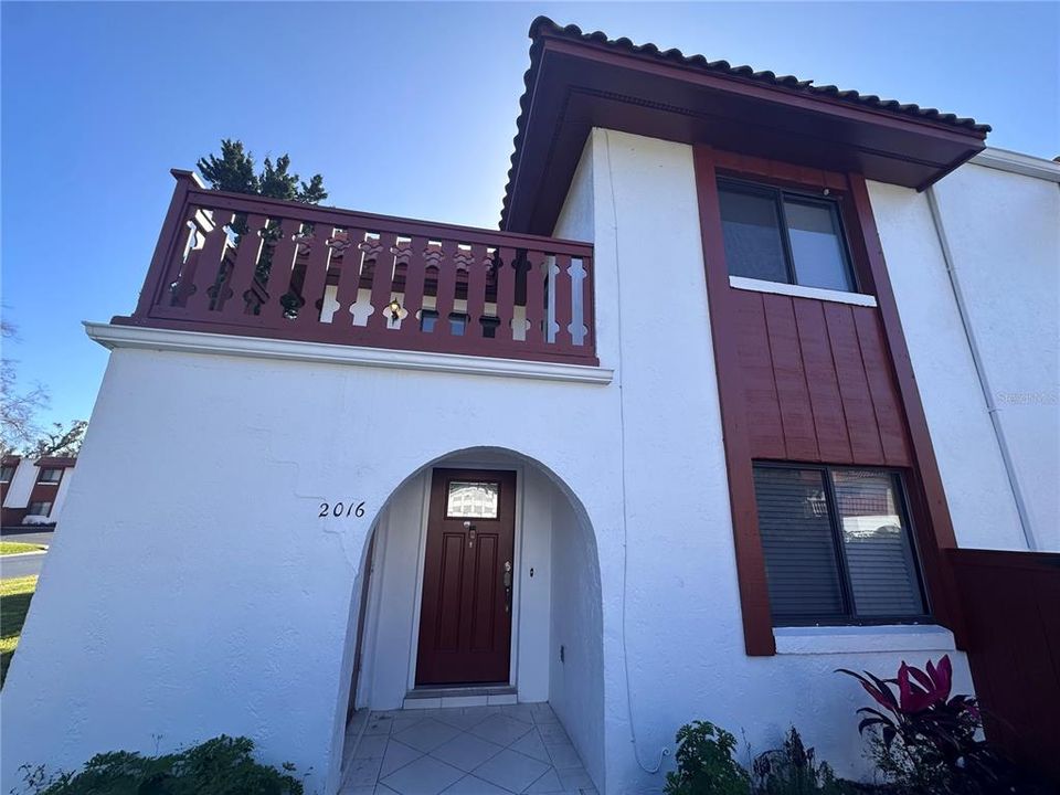 For Sale: $195,000 (2 beds, 2 baths, 1321 Square Feet)