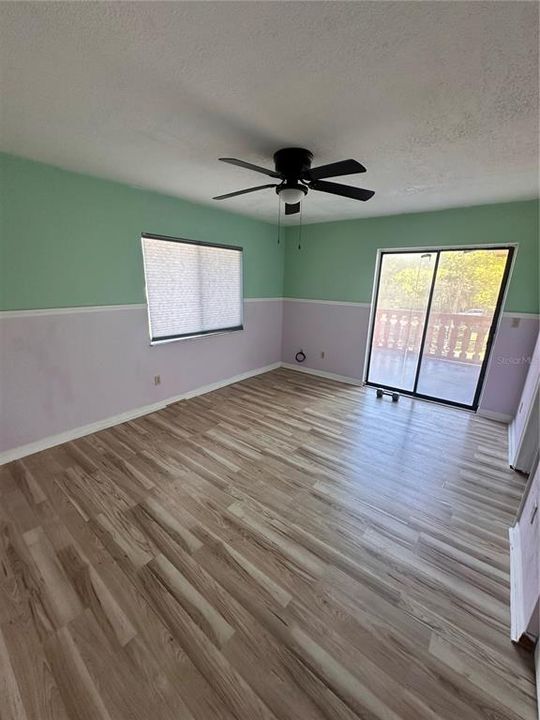 For Sale: $195,000 (2 beds, 2 baths, 1321 Square Feet)