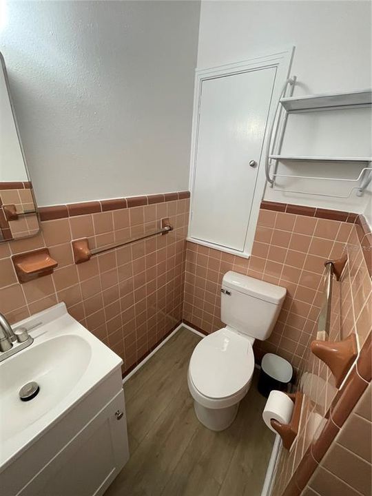 For Sale: $799,900 (3 beds, 2 baths, 1344 Square Feet)