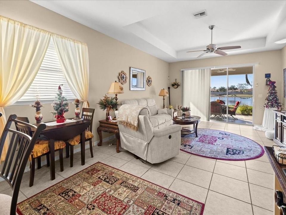 待售: $274,900 (3 贝兹, 2 浴室, 1670 平方英尺)