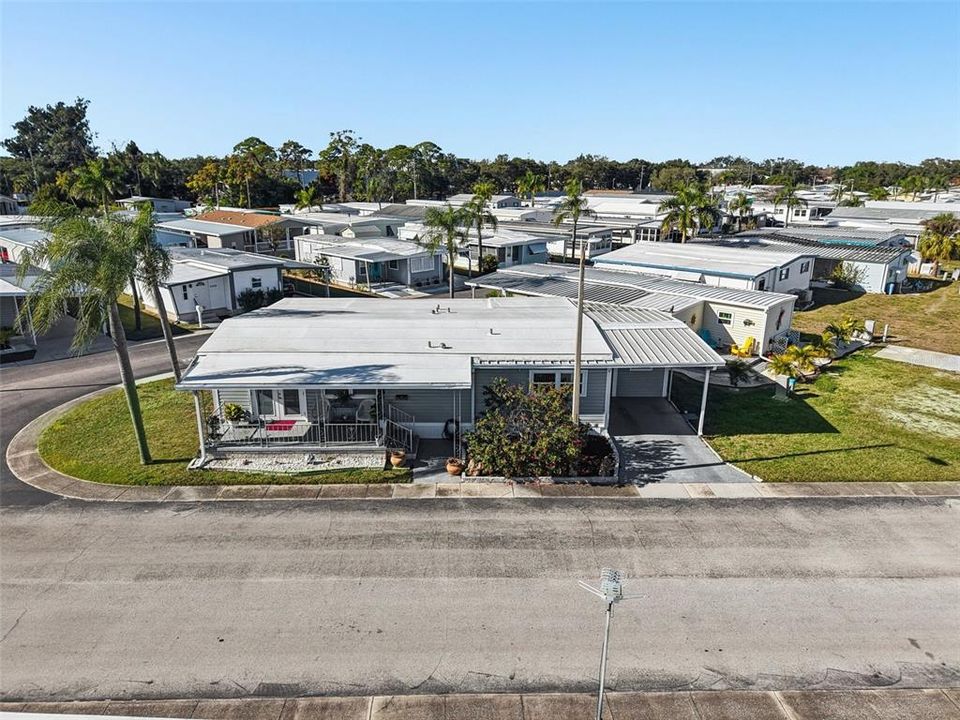 For Sale: $225,000 (2 beds, 2 baths, 1056 Square Feet)