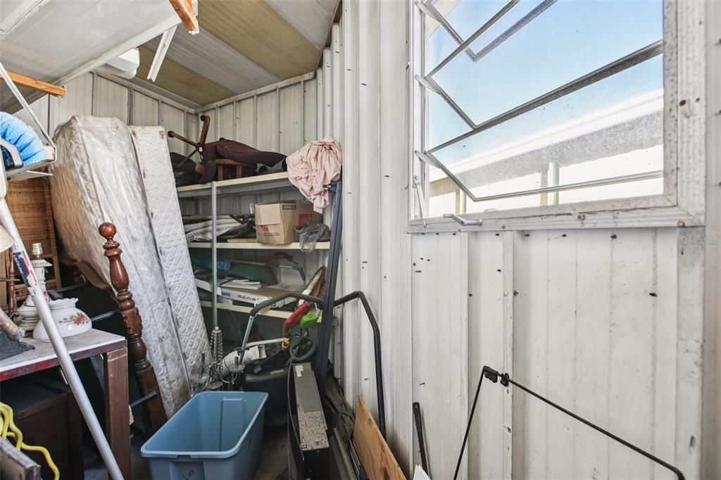 For Sale: $225,000 (2 beds, 2 baths, 1056 Square Feet)