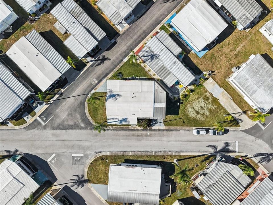 For Sale: $225,000 (2 beds, 2 baths, 1056 Square Feet)