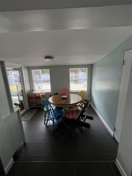 For Rent: $2,700 (3 beds, 2 baths, 1295 Square Feet)