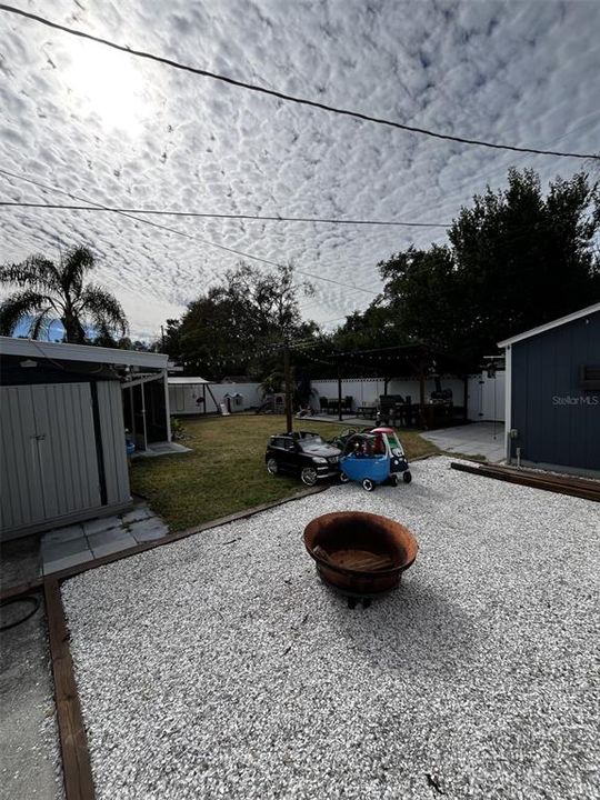 For Rent: $2,700 (3 beds, 2 baths, 1295 Square Feet)