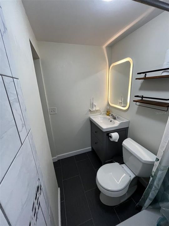 For Rent: $2,700 (3 beds, 2 baths, 1295 Square Feet)