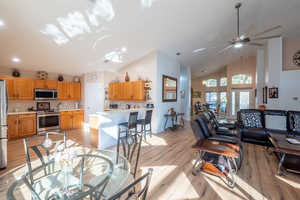 For Sale: $529,000 (3 beds, 2 baths, 1883 Square Feet)