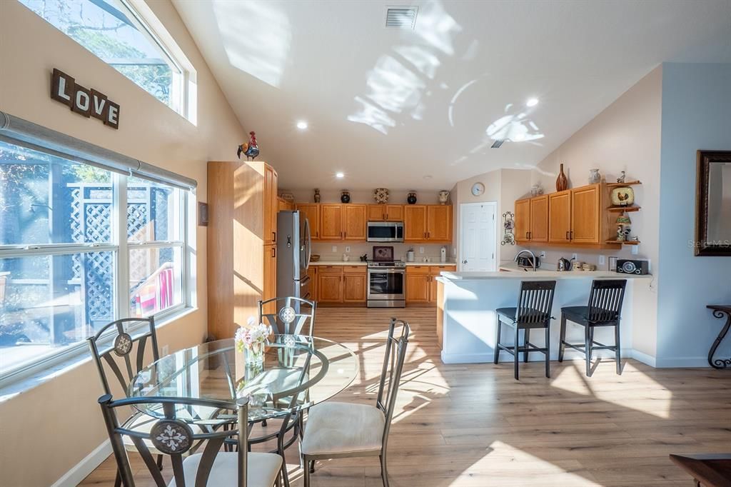 For Sale: $529,000 (3 beds, 2 baths, 1883 Square Feet)