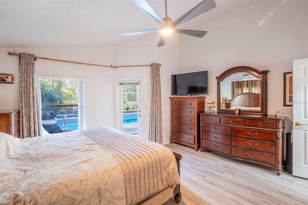 For Sale: $529,000 (3 beds, 2 baths, 1883 Square Feet)