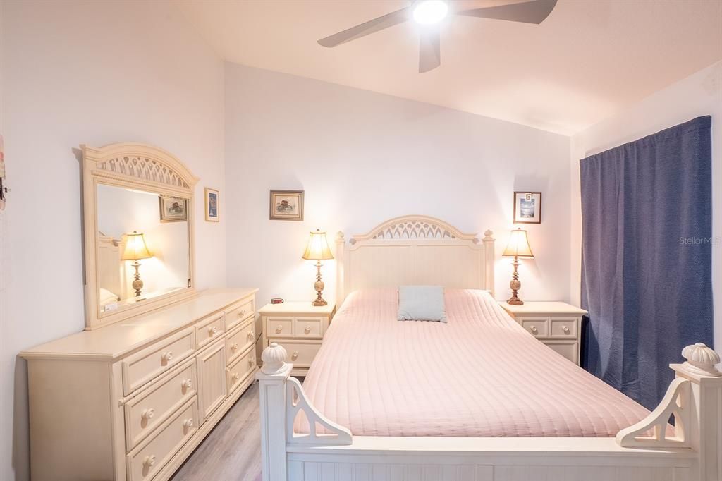 For Sale: $529,000 (3 beds, 2 baths, 1883 Square Feet)