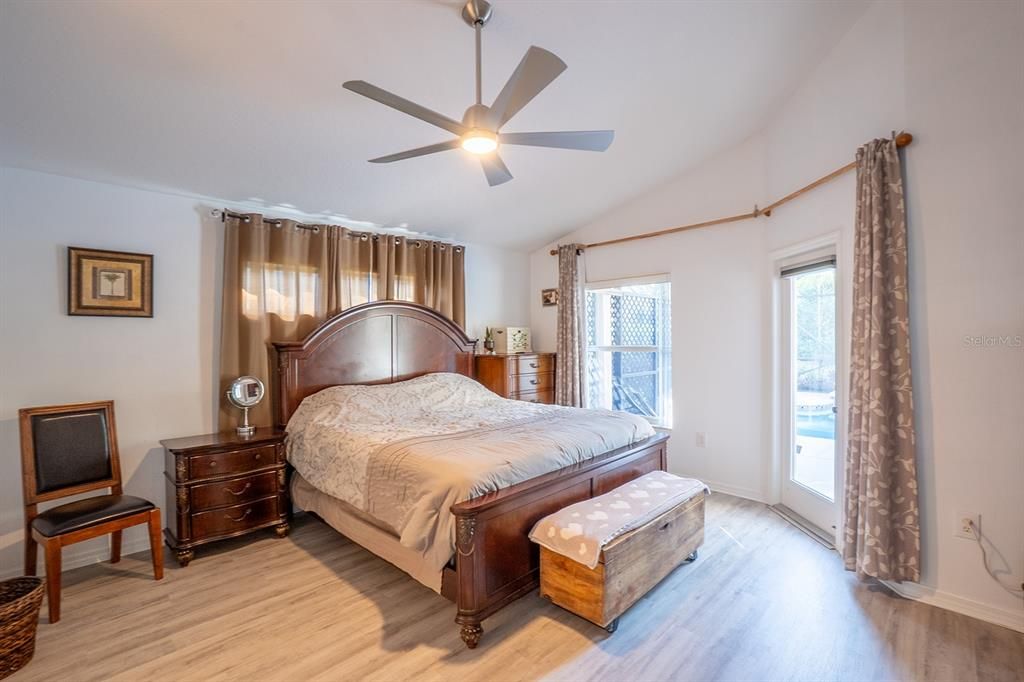 For Sale: $529,000 (3 beds, 2 baths, 1883 Square Feet)