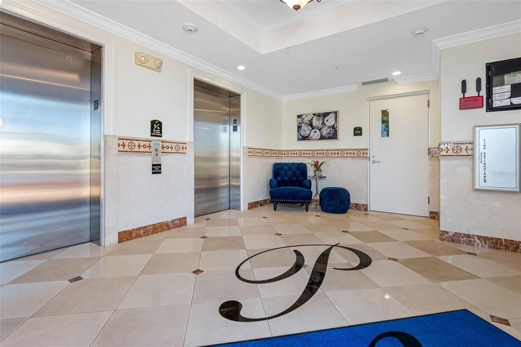 For Rent: $5,999 (3 beds, 3 baths, 2201 Square Feet)