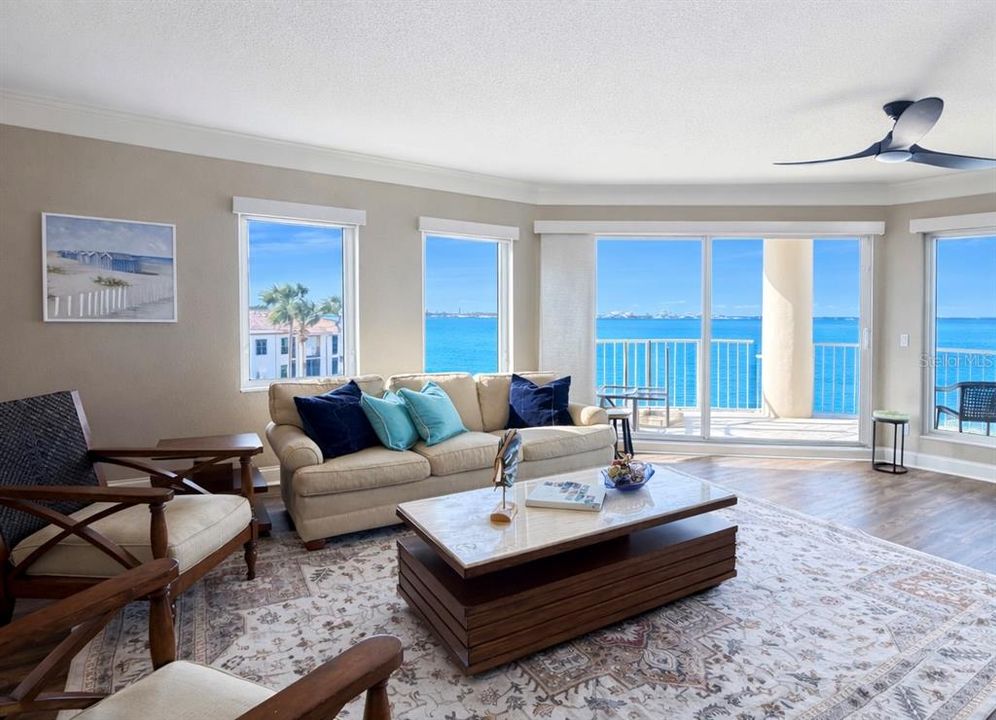 For Rent: $5,999 (3 beds, 3 baths, 2201 Square Feet)