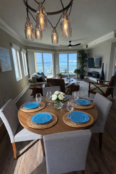 For Rent: $5,999 (3 beds, 3 baths, 2201 Square Feet)