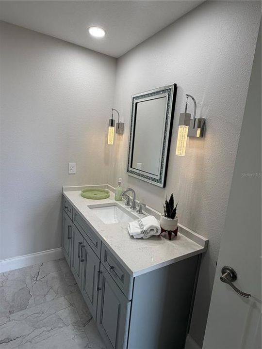 For Rent: $5,999 (3 beds, 3 baths, 2201 Square Feet)