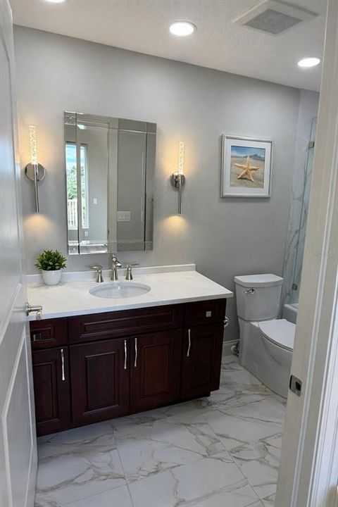 For Rent: $5,999 (3 beds, 3 baths, 2201 Square Feet)