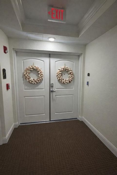 For Rent: $5,999 (3 beds, 3 baths, 2201 Square Feet)