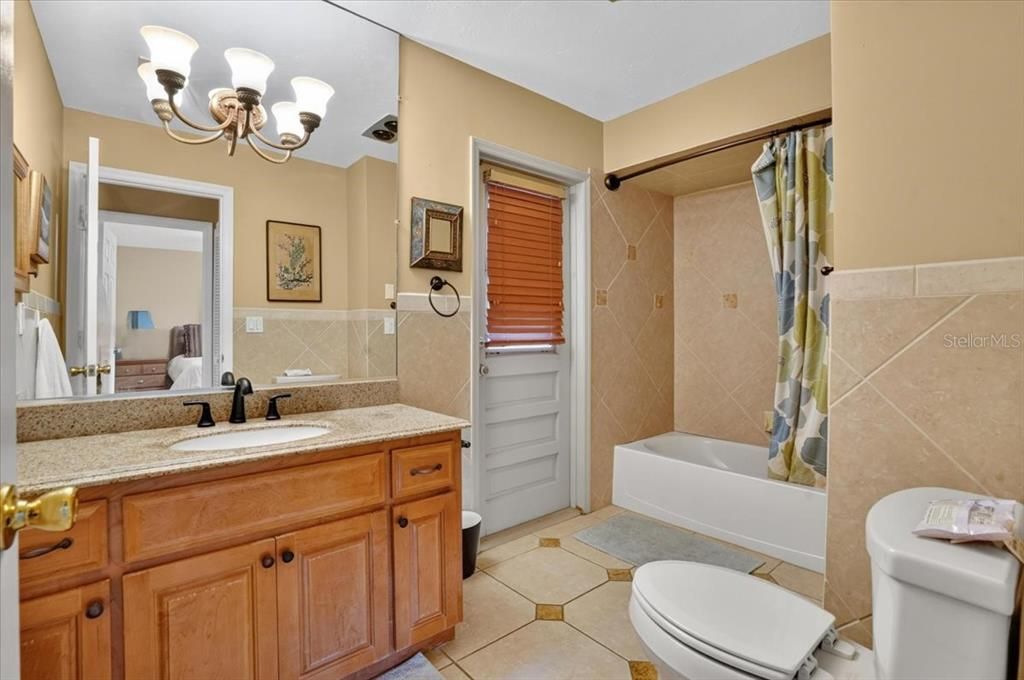 В аренду: $6,000 (3 спален, 2 ванн, 2098 Квадратных фут)