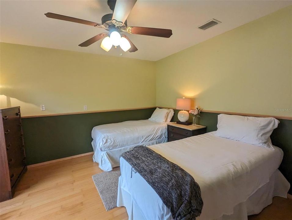 В аренду: $6,700 (3 спален, 2 ванн, 2098 Квадратных фут)