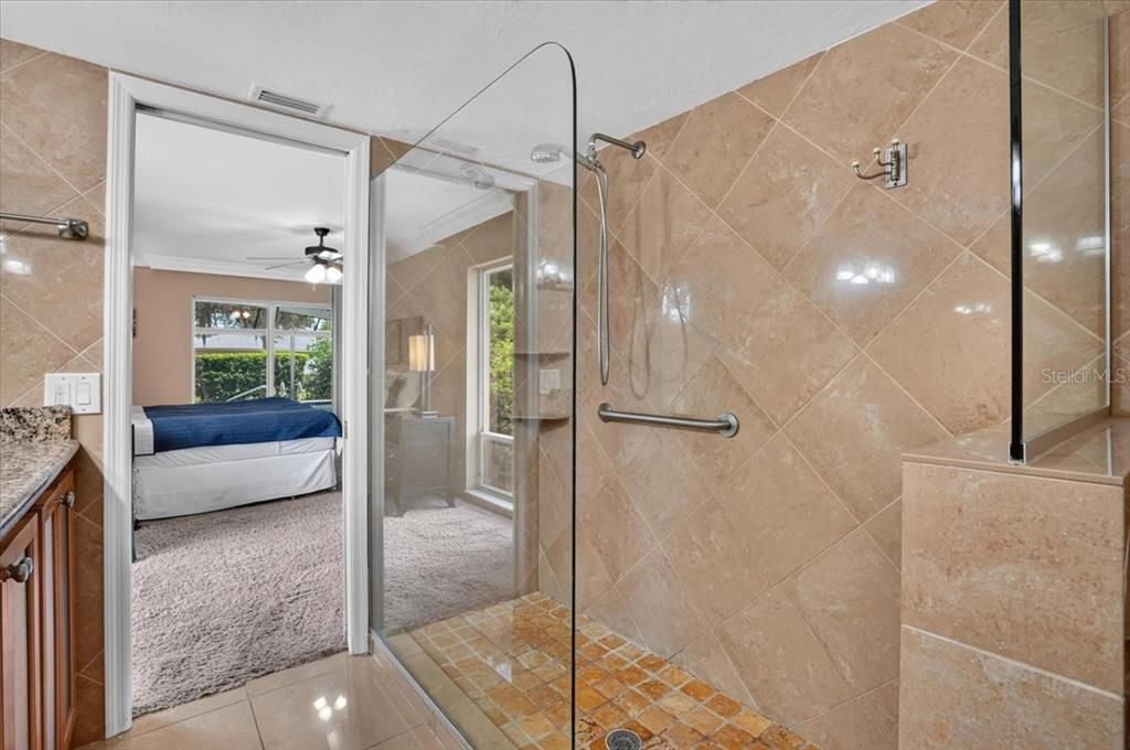 В аренду: $6,000 (3 спален, 2 ванн, 2098 Квадратных фут)