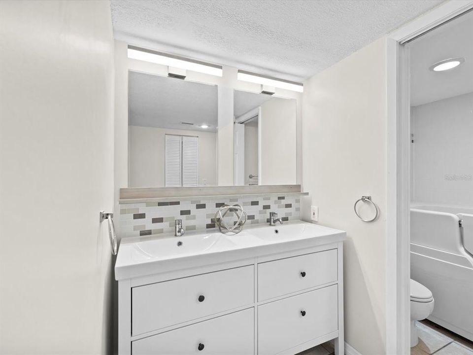 En Venta: $212,000 (2 camas, 2 baños, 1160 Pies cuadrados)