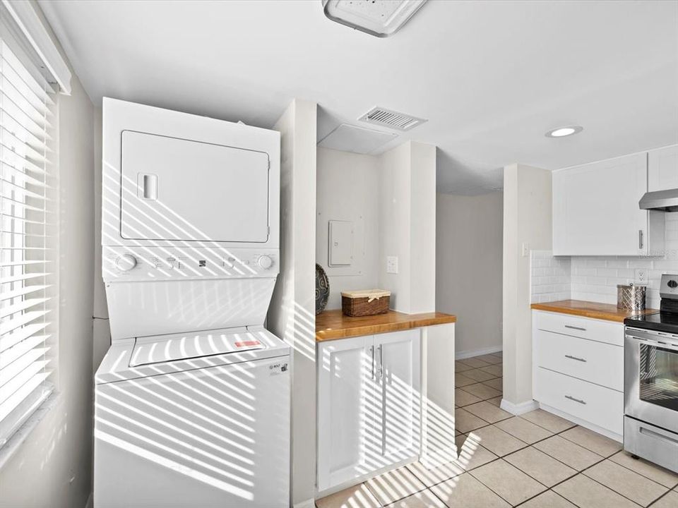 En Venta: $212,000 (2 camas, 2 baños, 1160 Pies cuadrados)